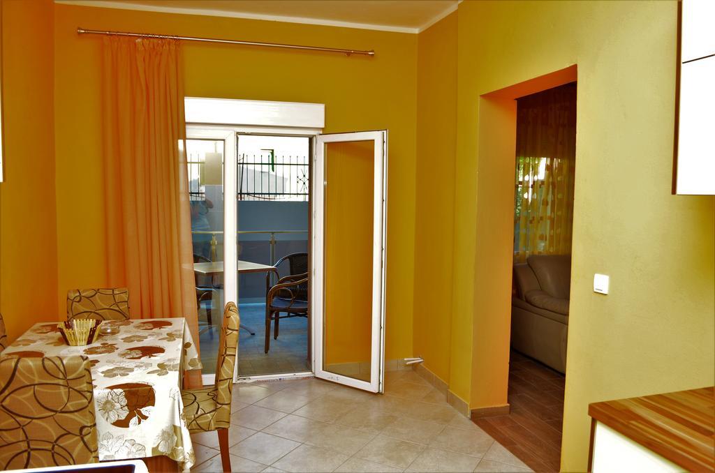 Apartments Md Lux 2 سوتوموري المظهر الخارجي الصورة